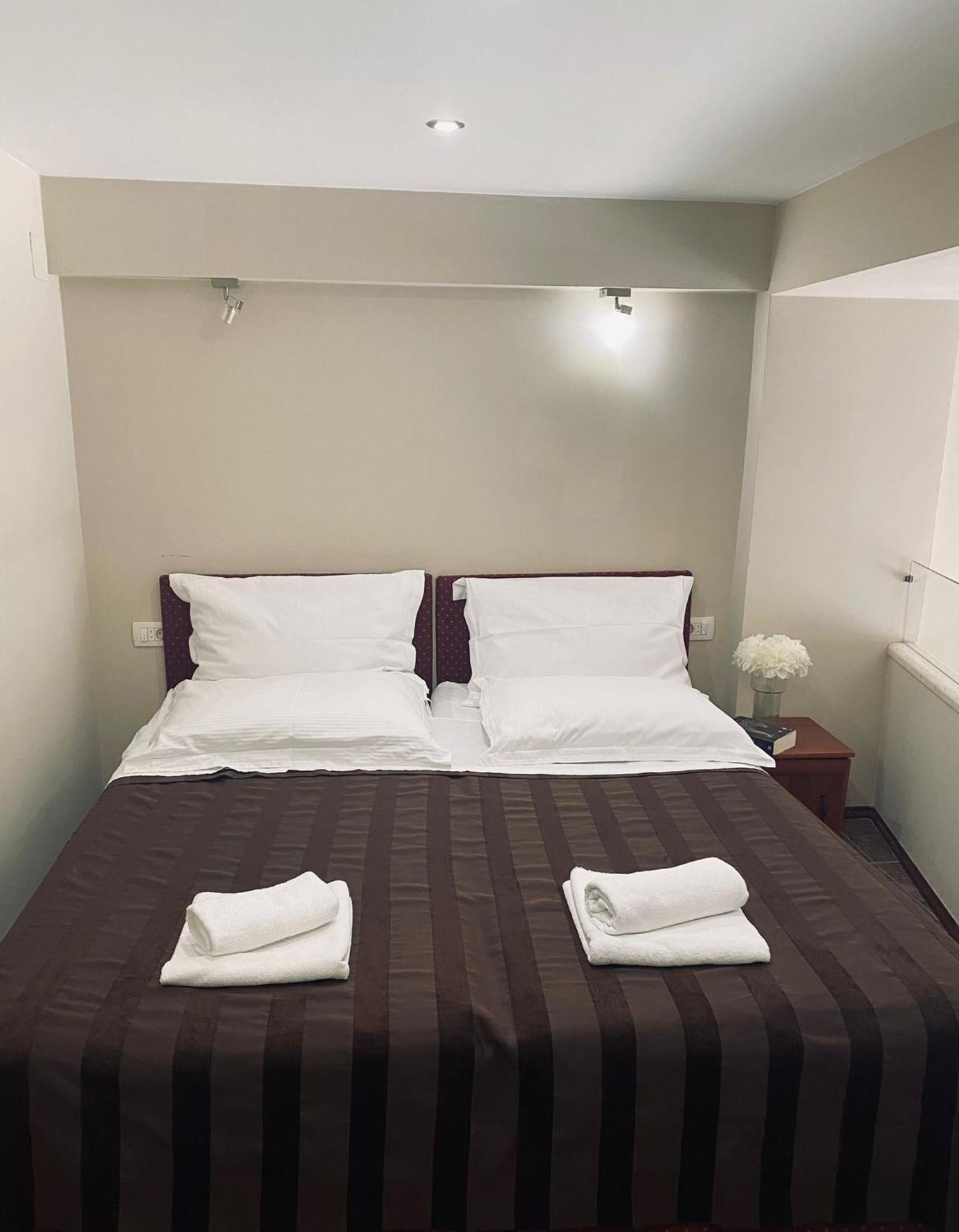 Bozikovina Beach Rooms Podstrana Bagian luar foto